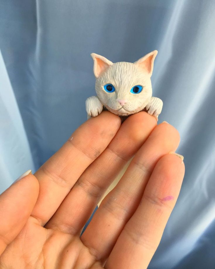 Кошка из полимерной глины